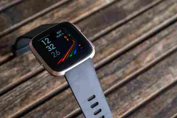 [Review] Fitbit Versa สมาร์ทวอทช์สำหรับสายออกกำลังกาย ที่ใส่เป็นสายแฟชันได้ลงตัว